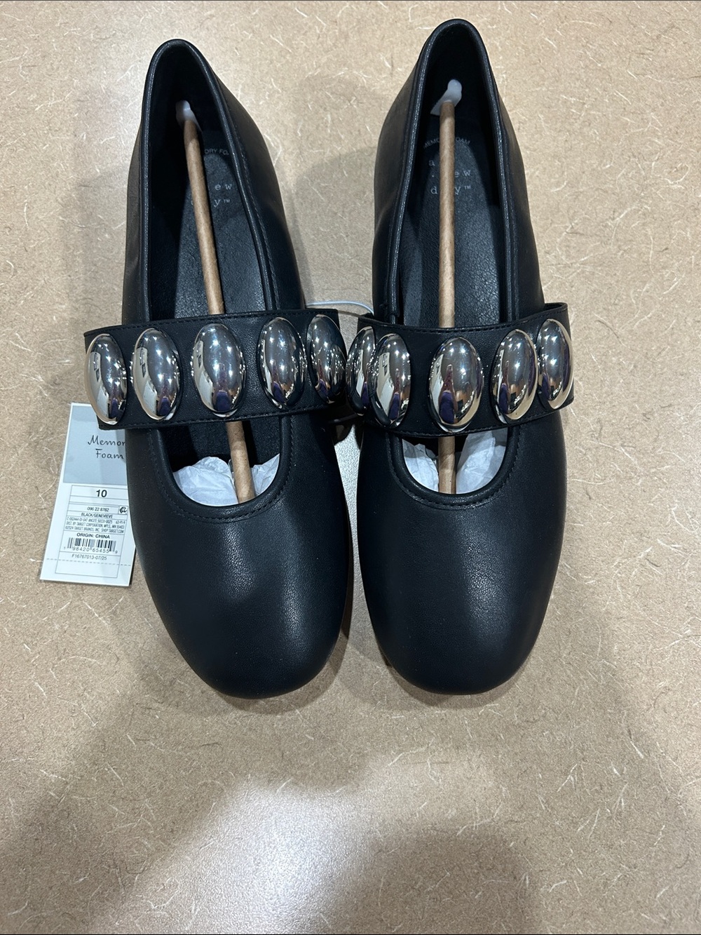 A New Day Shoes | Women's Genevieve Oversized Dome Stud Mary Jane Flats - Picture 2 of 5